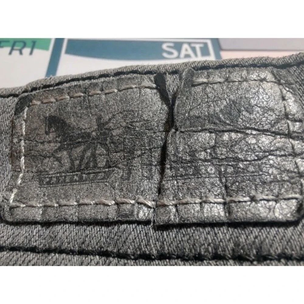 Levis pre owned